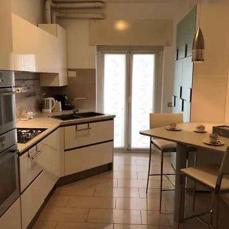 Apartment Adel
